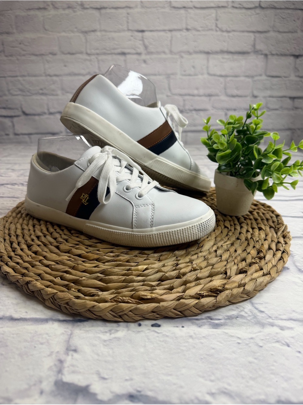 Ralph Lauren Women’s White Leather Sneakers with Brown & Navy Stripe. Size 8.